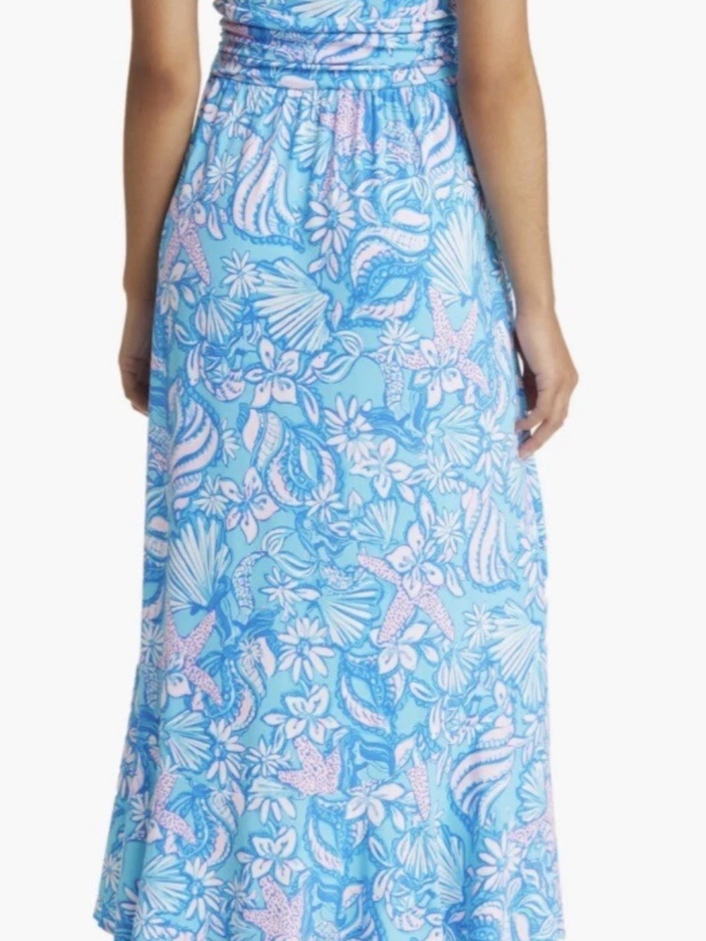 Lilly Pulitzer Moana wrap high low dress.
Worn once, washed and hung to dry. - Picture 2 of 4